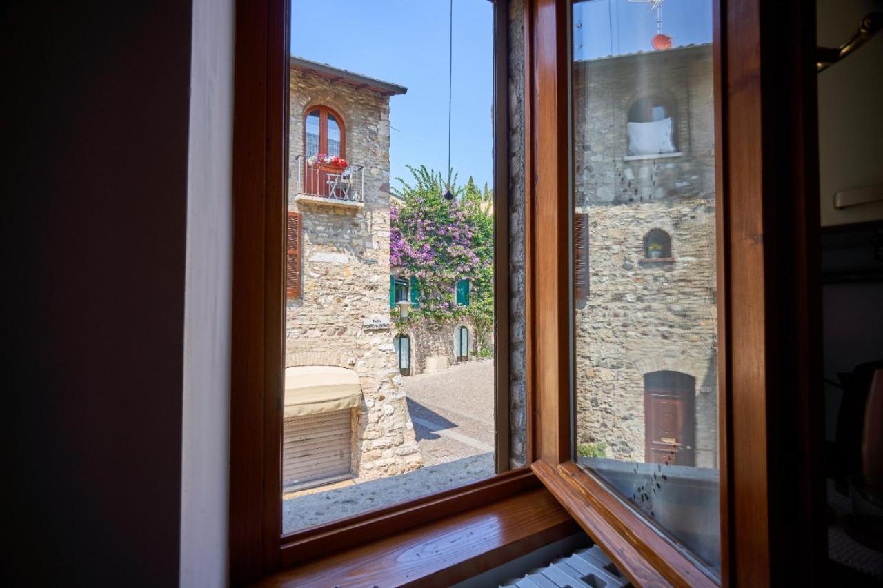 Porto Valentino 2 Daire Sirmione Dış mekan fotoğraf